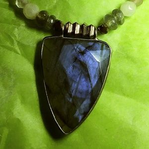 Long Arrowhead Necklace EUC